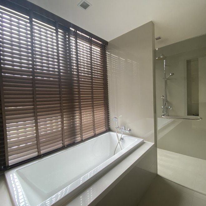 4 bedroom townhouse with swimming pool in Laguna Park (ID 49)