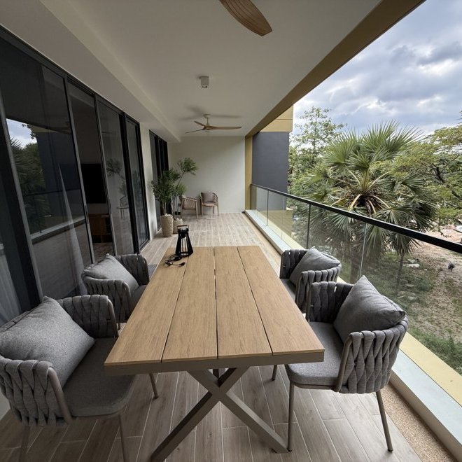 Laguna Beachside Residences (ID 606)