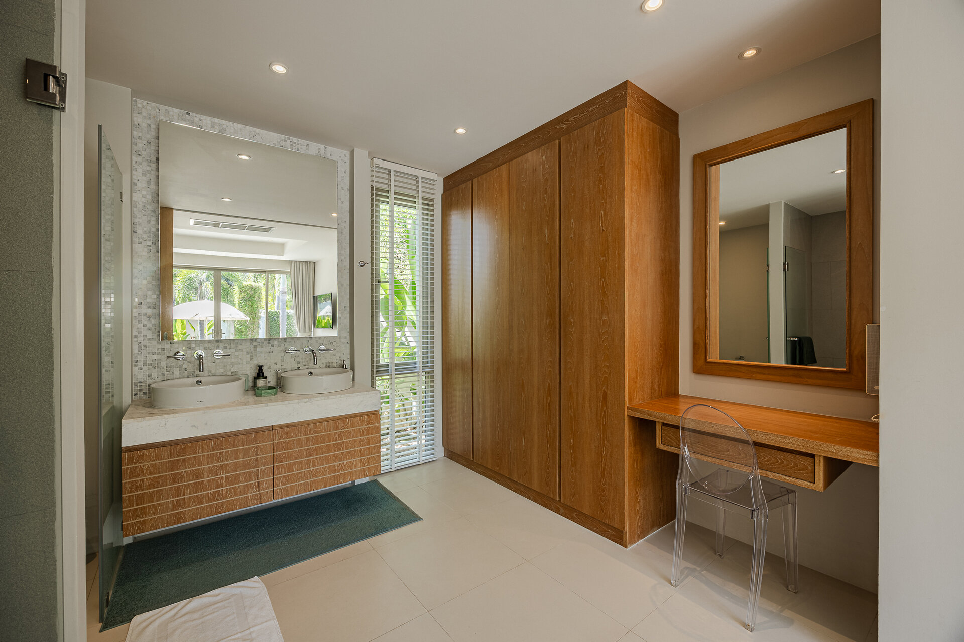 Trichada Tropical (ID 686)