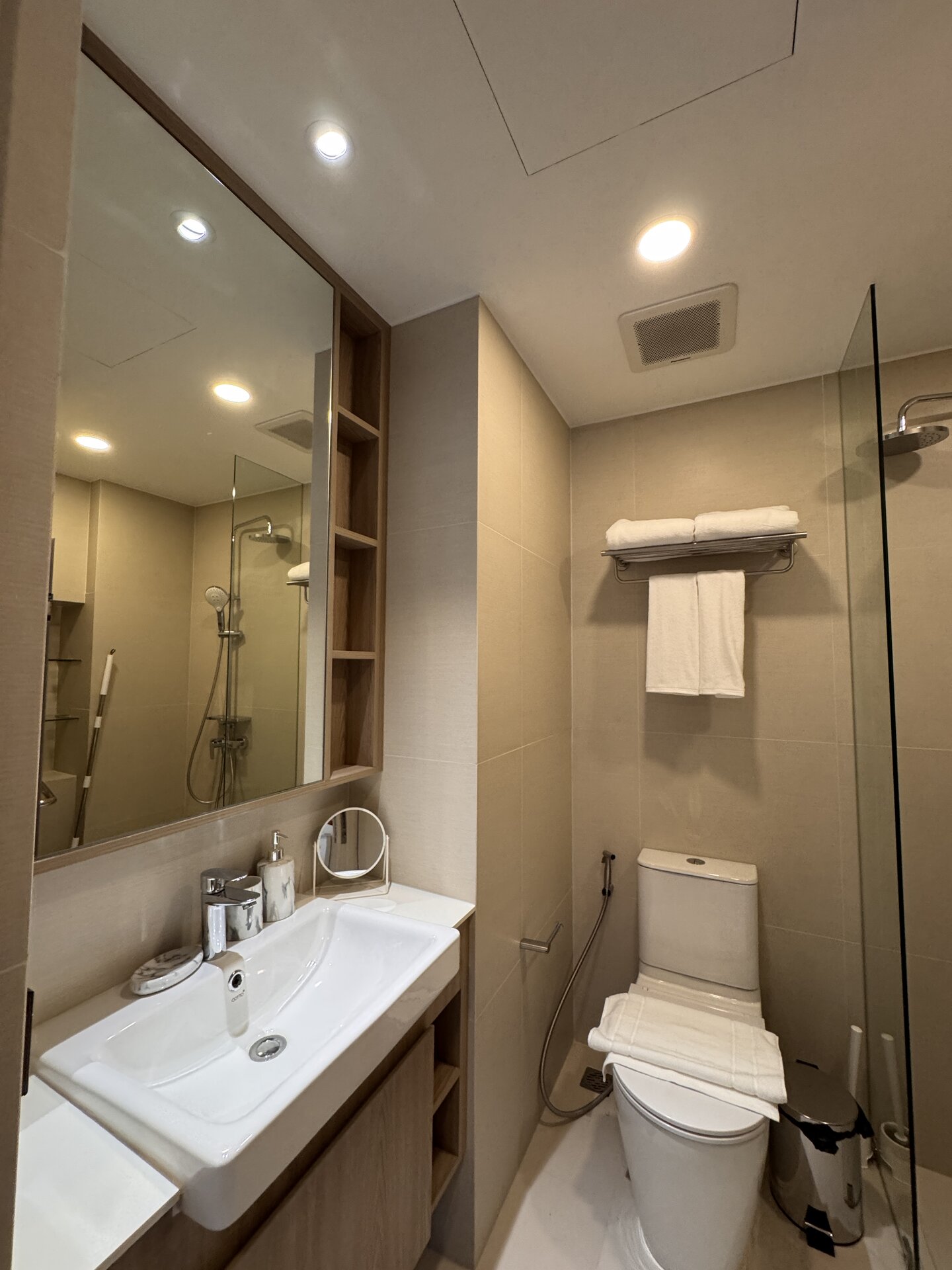 在拉古娜海天公园出售的一间卧房公寓 (ID 495)