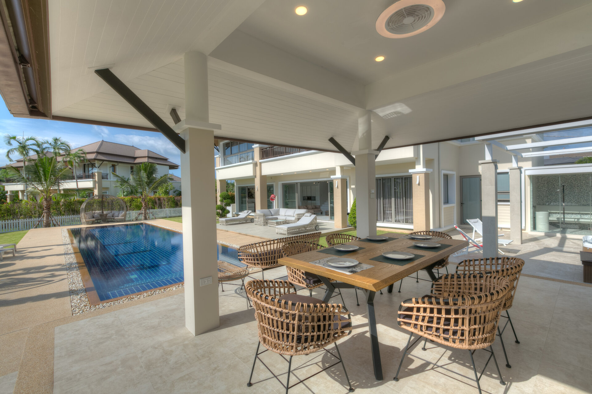 Эксклюзивная вилла в Laguna Bang Tao (ID 624)