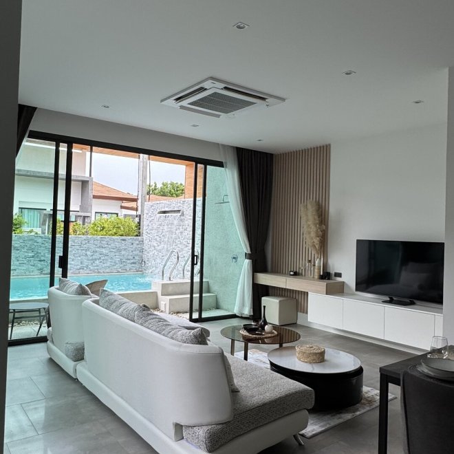 The 8 pool villa (ID 598)