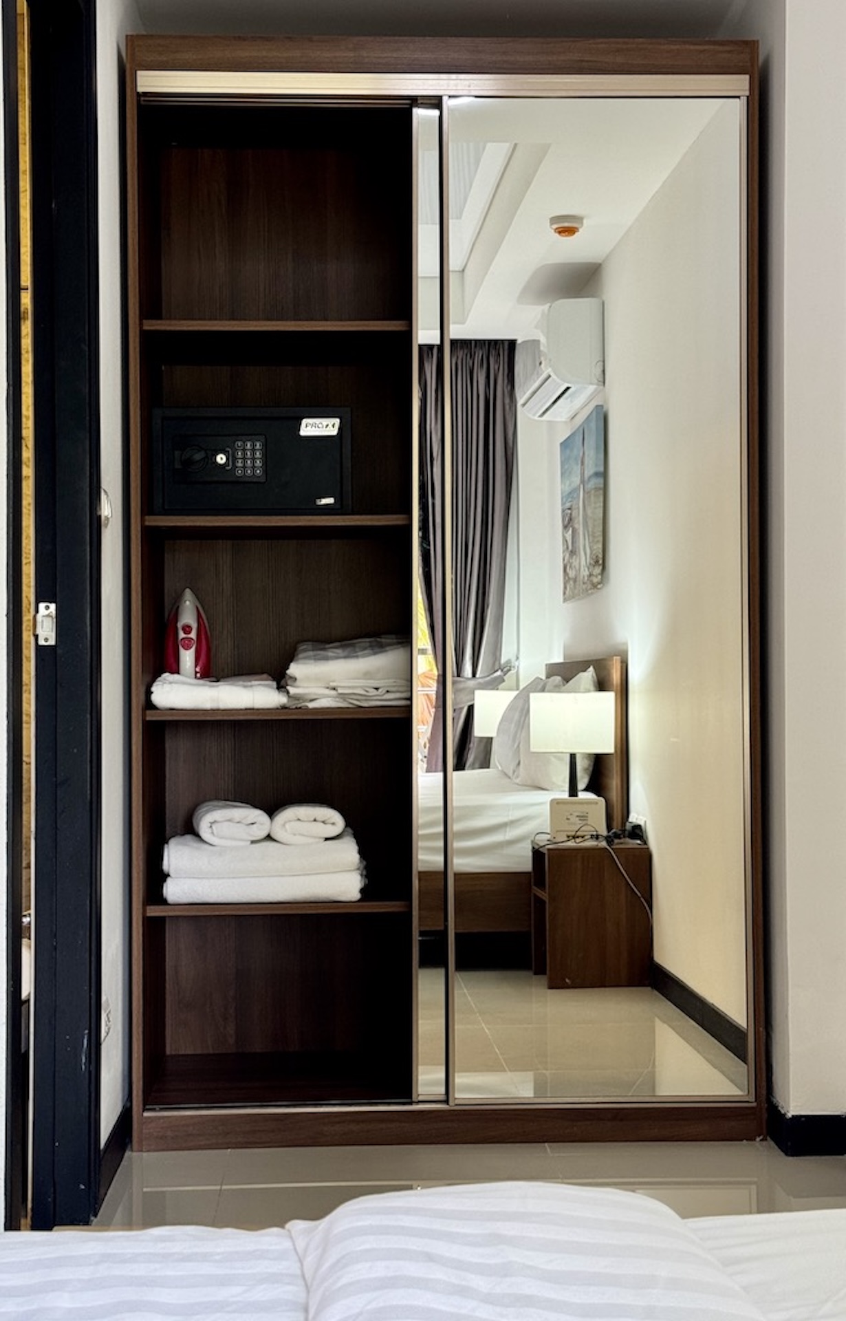 1 bedroom apartment in NBC Condo (ID 168)