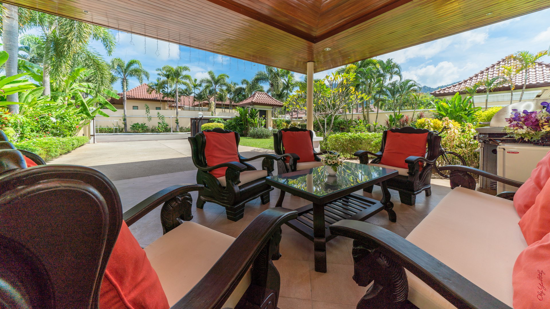 Аренда — роскошная вилла с 3+1 спальнями рядом с пляжем БангТао (ID 288)