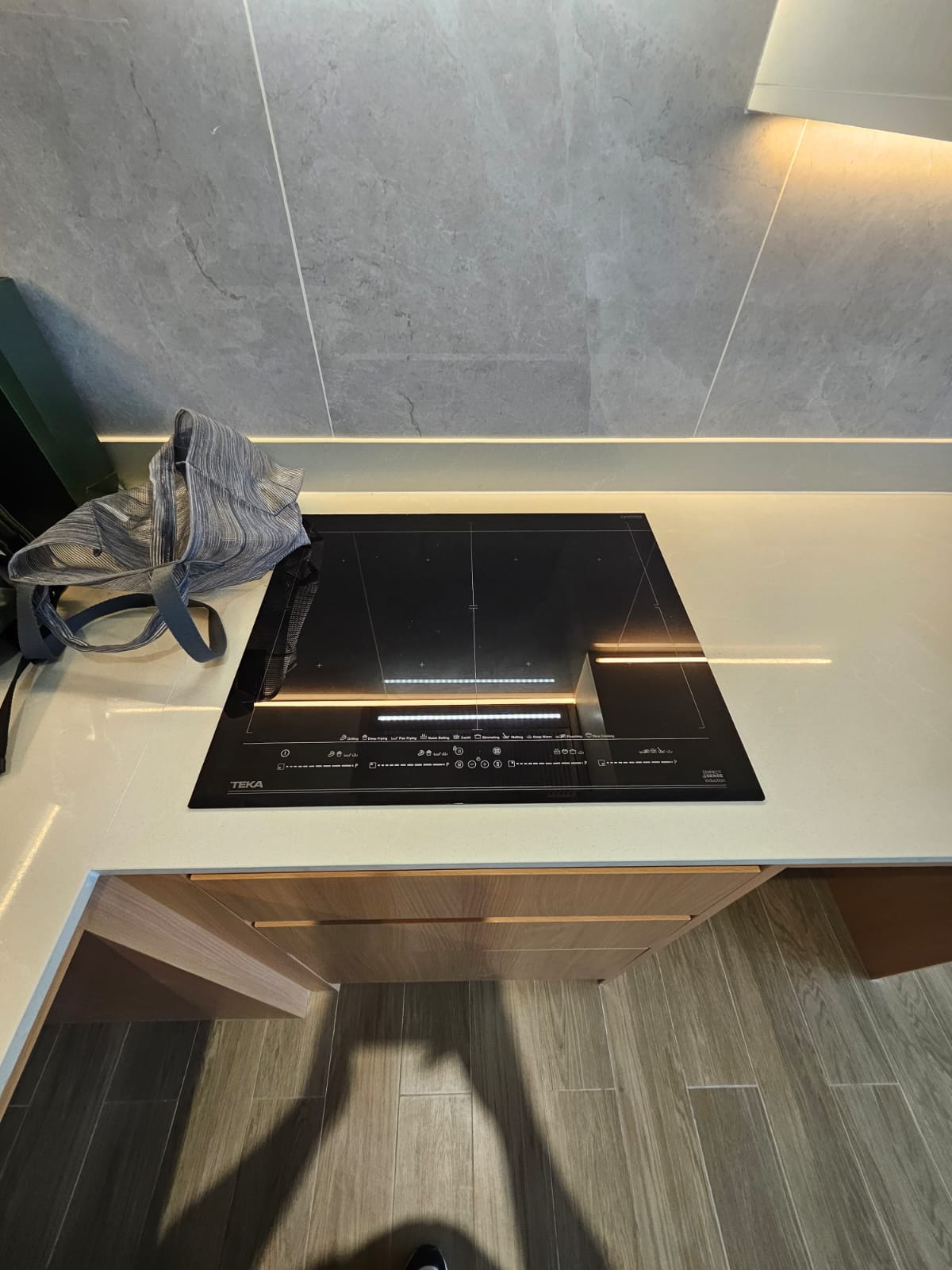 2 ห้องนอนสำหรับขายในลากูน่าบีชไซด์ (ID 384)