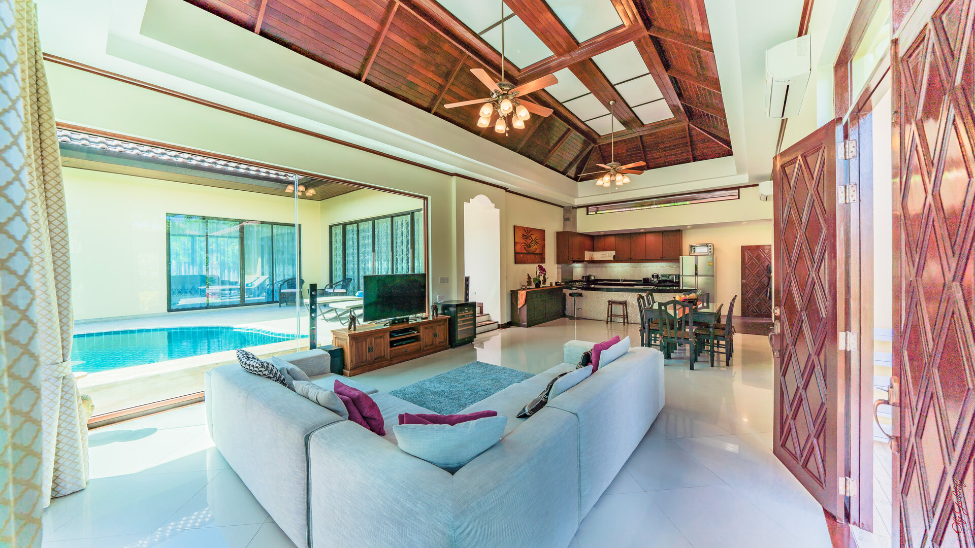 Аренда — роскошная вилла с 3+1 спальнями рядом с пляжем БангТао (ID 288)