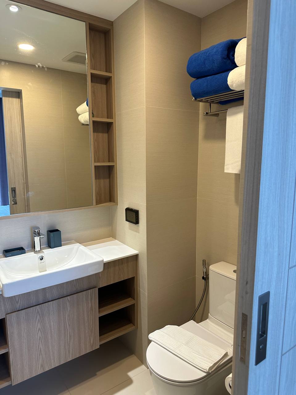 อพาร์ทเมนท์ 2 ห้องนอนสำหรับขายในสกายพาร์คลากูน่า (ID 360)