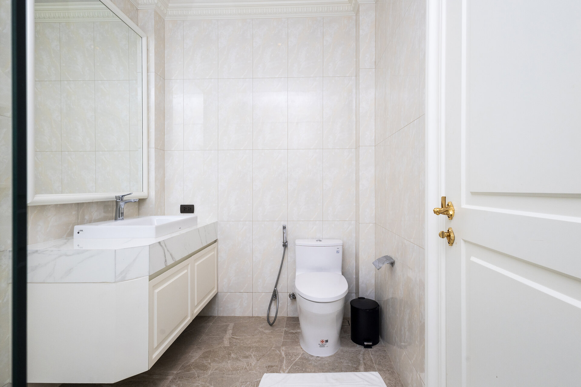 Gold Charoit (ID 554)