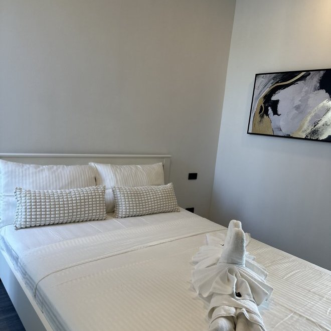 The 8 pool villa (ID 566)