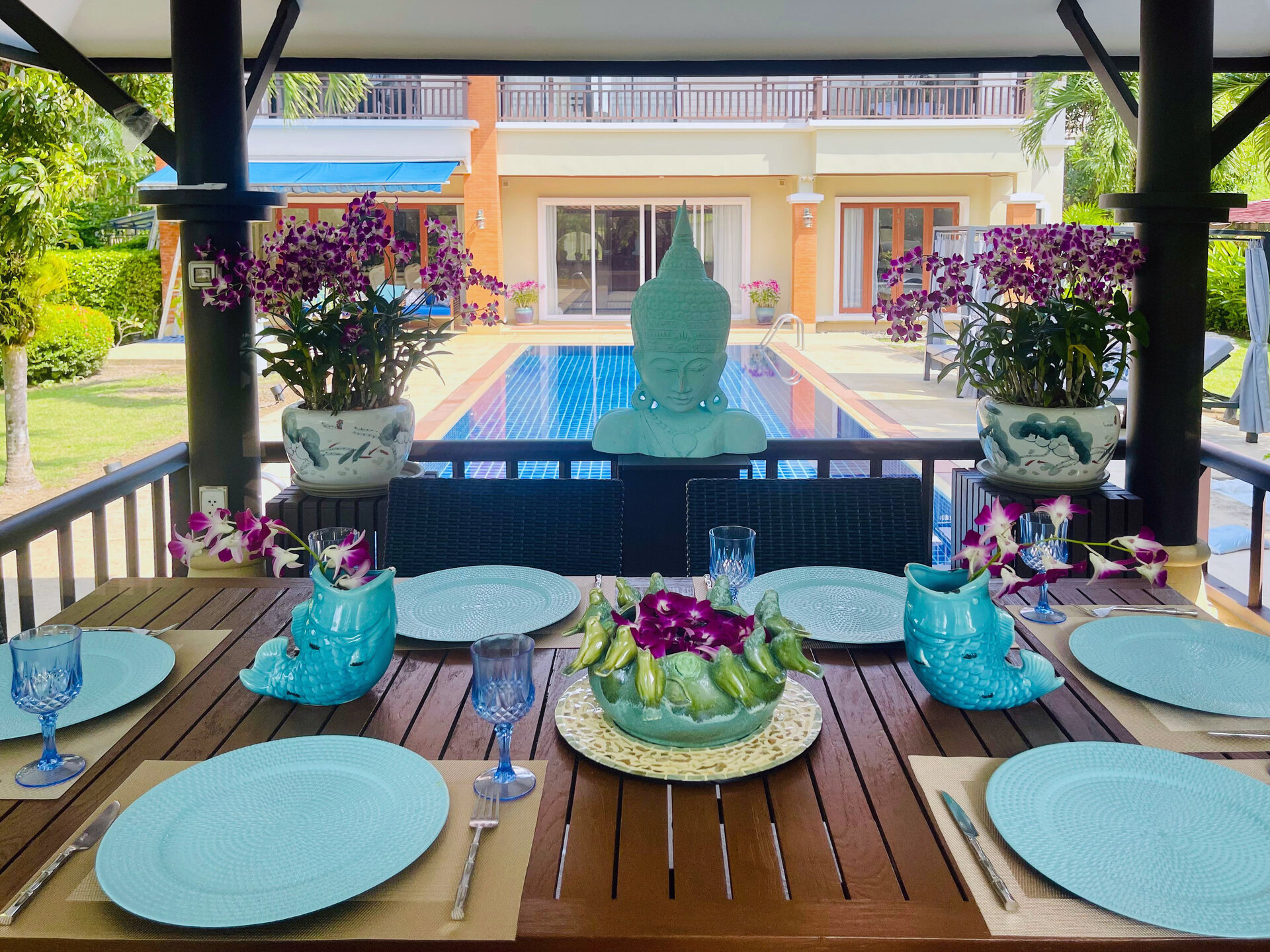 วิลล่าปรับปรุงใหม่ในลากูน่า (ID 623)