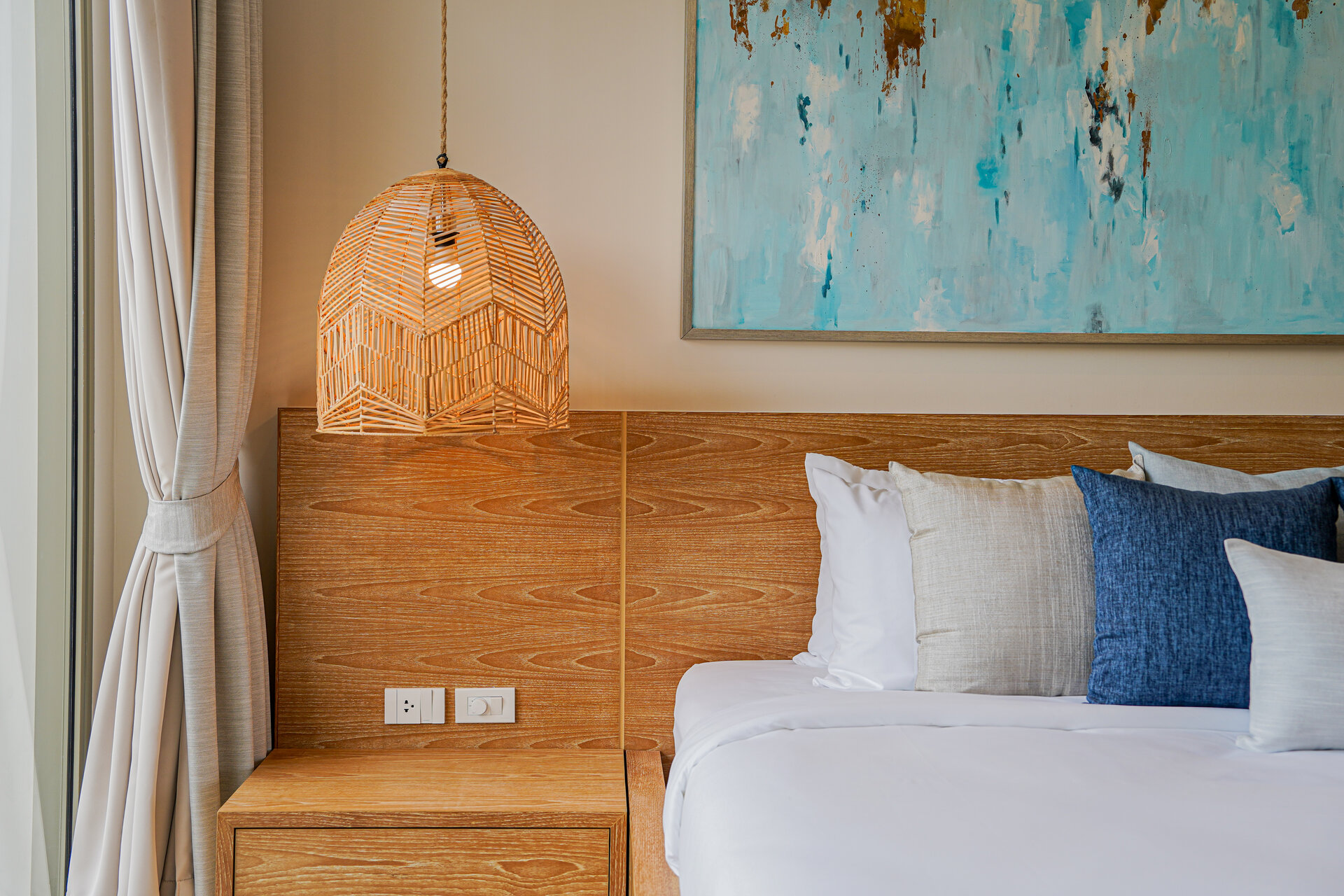 ตรีชาดาอาซัวร์ (ID 688)