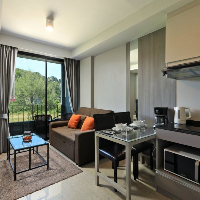 Продам 1 спальную квартиру в 6th Avenue Condo (ID 64)