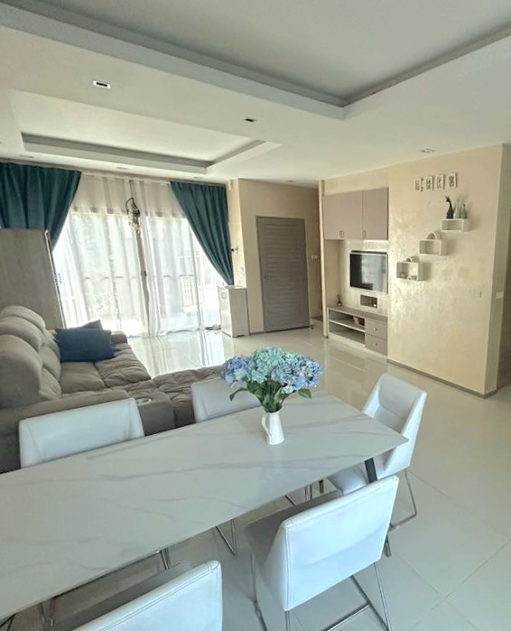 Таунхаус в Чалонге (ID 583)