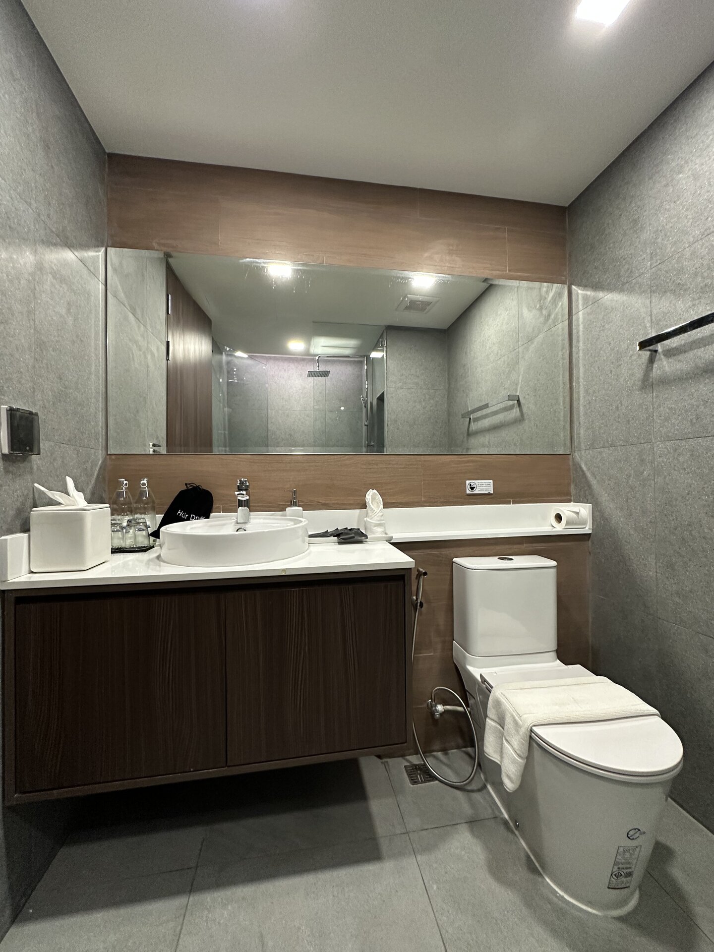 อพาร์ตเมนต์ 1 ห้องนอนเดอะพราวด์หาดกะรนห้อง 213 (ID 182)