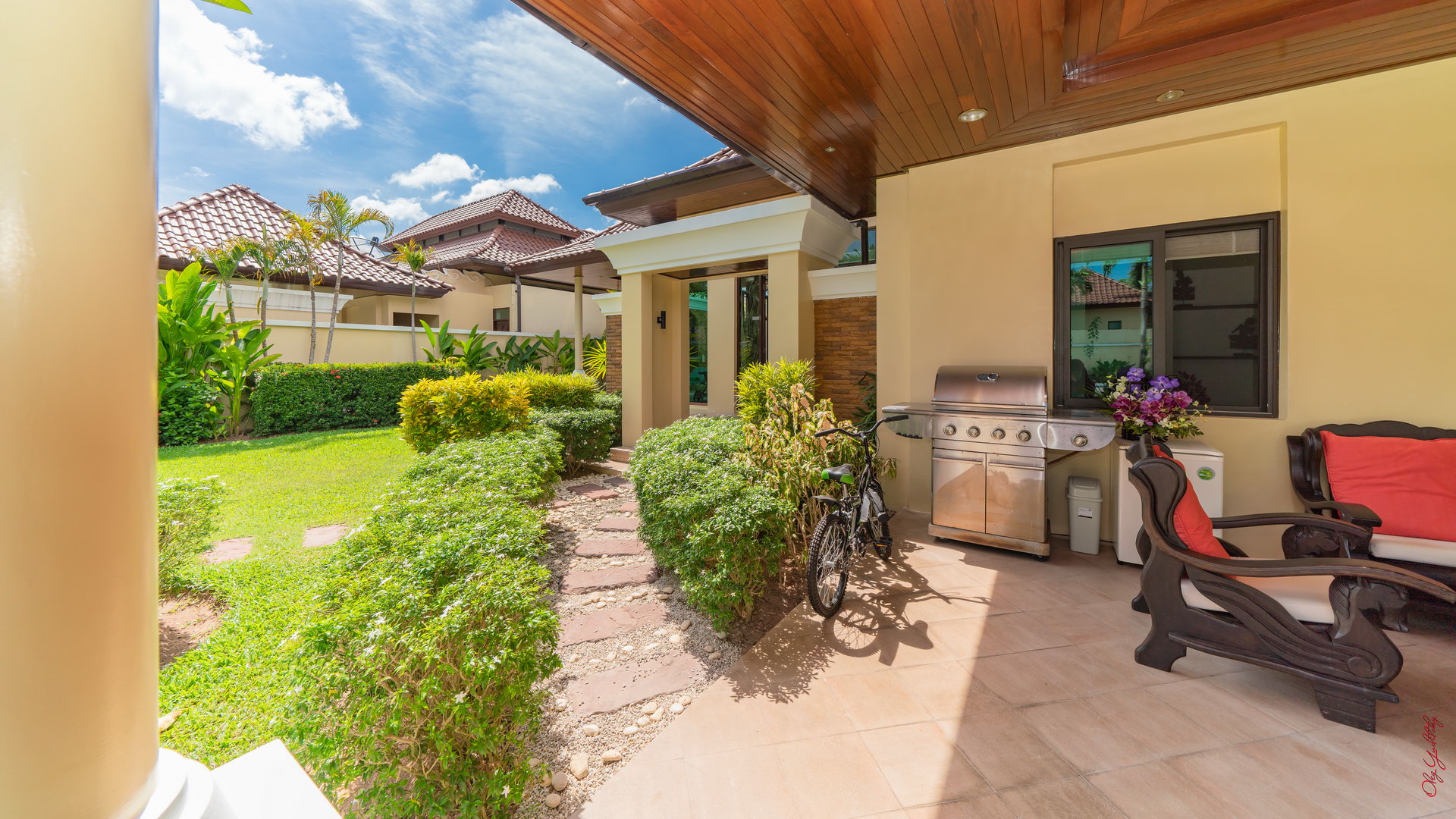 Аренда — роскошная вилла с 3+1 спальнями рядом с пляжем БангТао (ID 288)