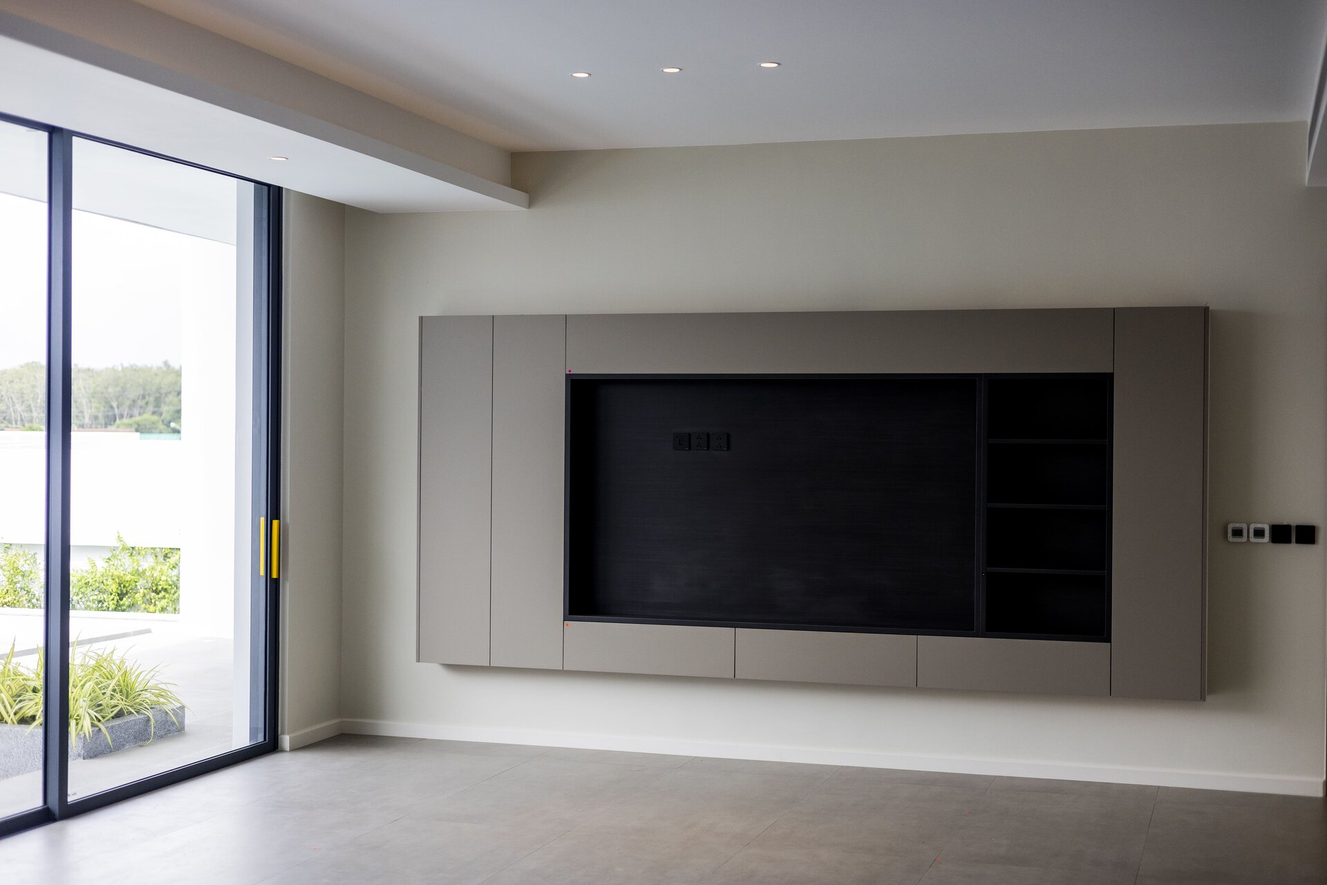 วิลล่า 3 ห้องนอนในโคลเวอร์เรสซิเดนซ์ (ID 159)