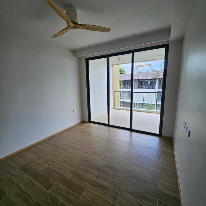 2 ห้องนอนสำหรับขายในลากูน่าบีชไซด์ (ID 384)