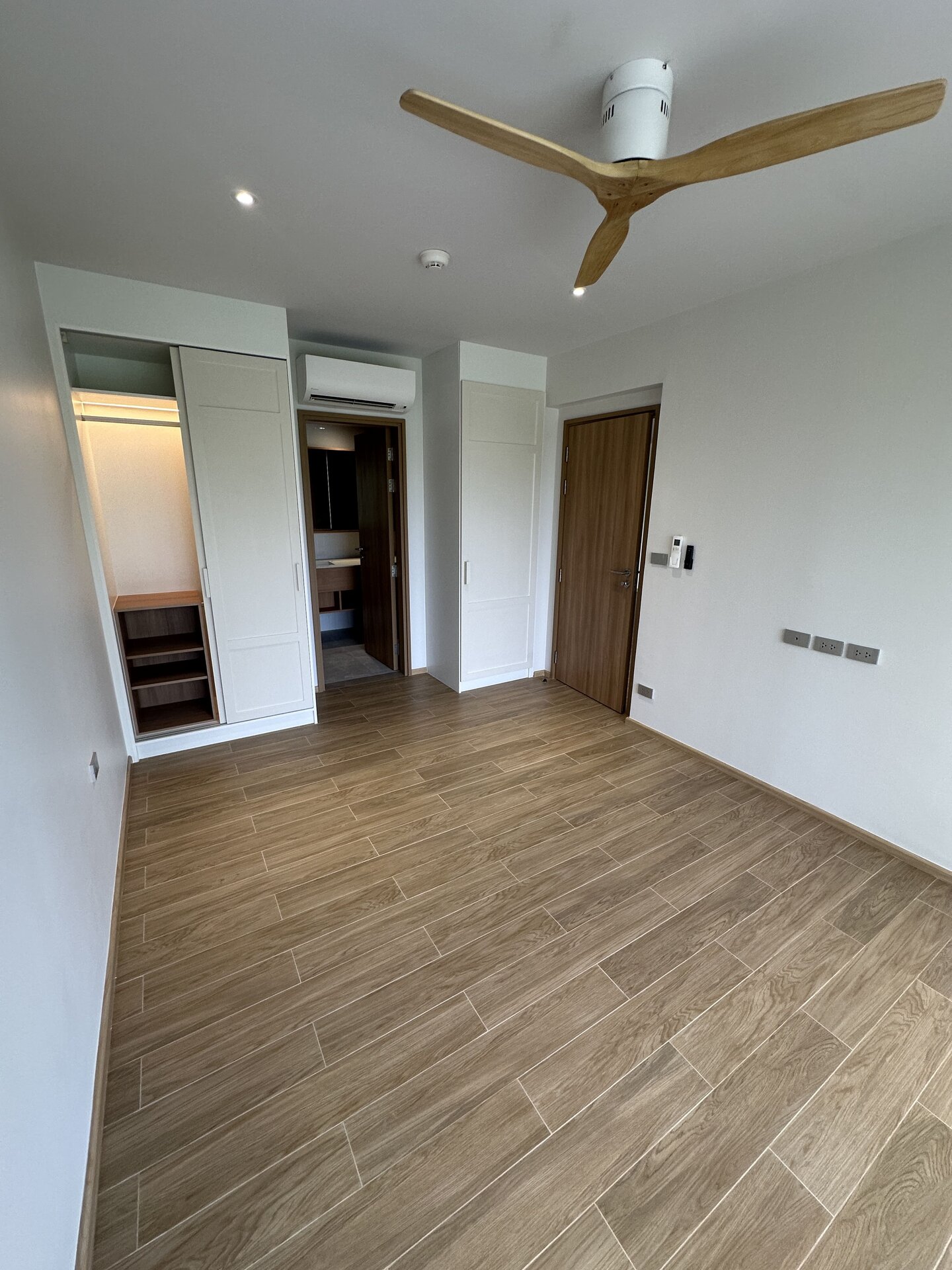 2 bedrooms, 99 m2 — Laguna Beachside (ID 140)