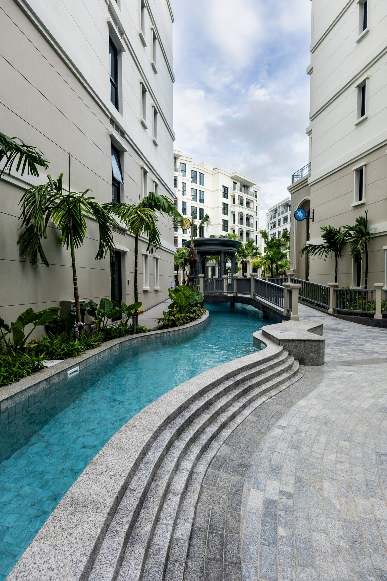 The Title Legendary (ID 558)