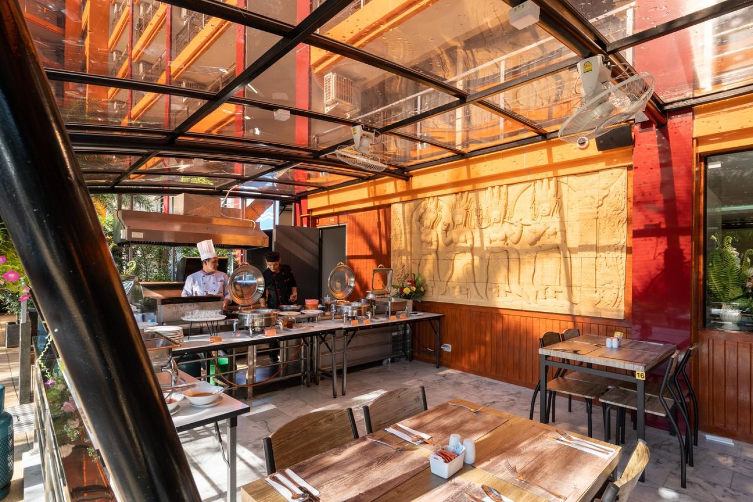 MBC的两间卧室公寓 (ID 137)