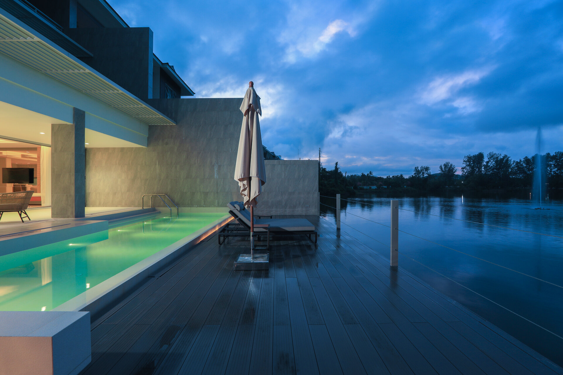 2 bedroom apartment for sale in Angsana Beachfront (ID 492)