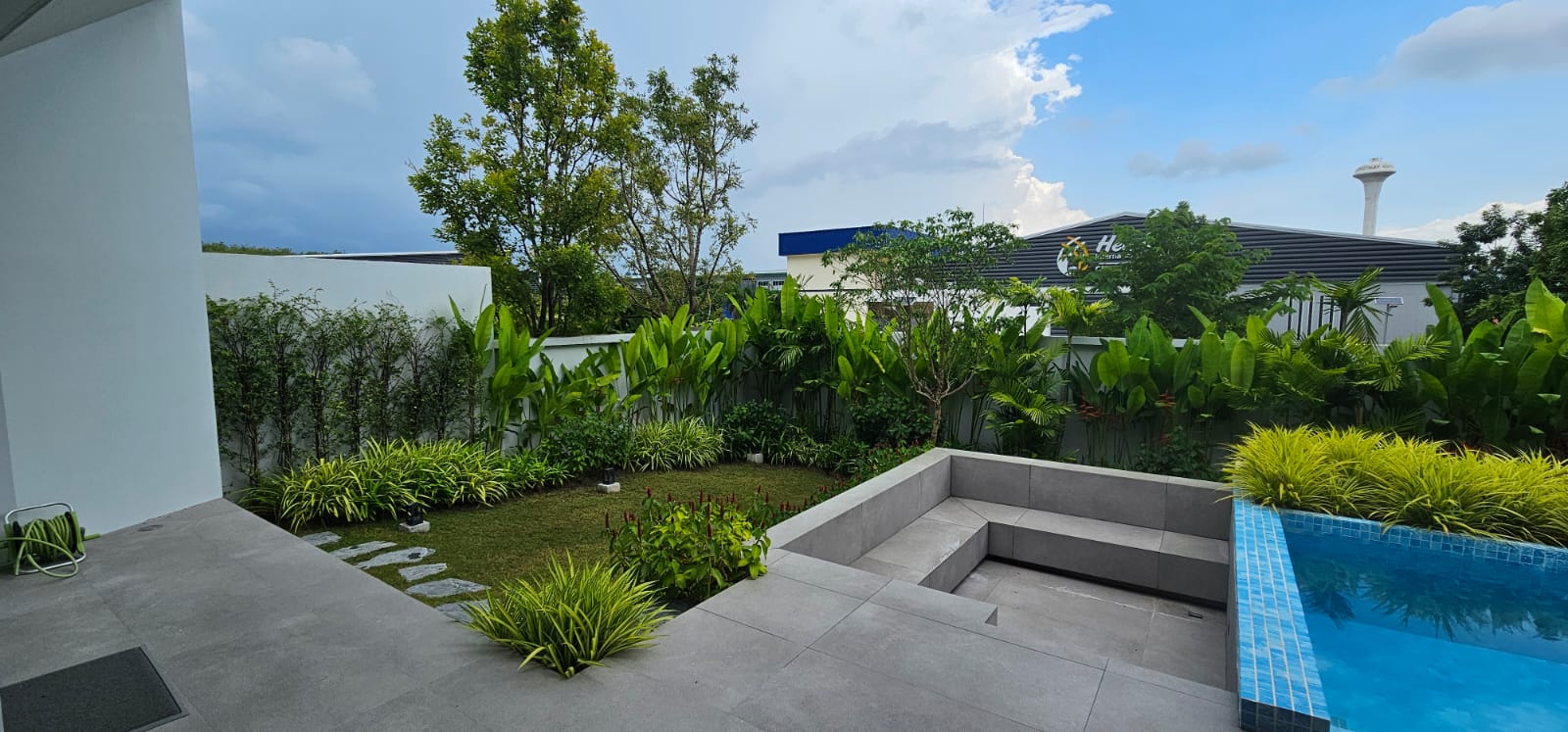 Аренда виллы с 4 спальнями в Clover Residence (ID 280)