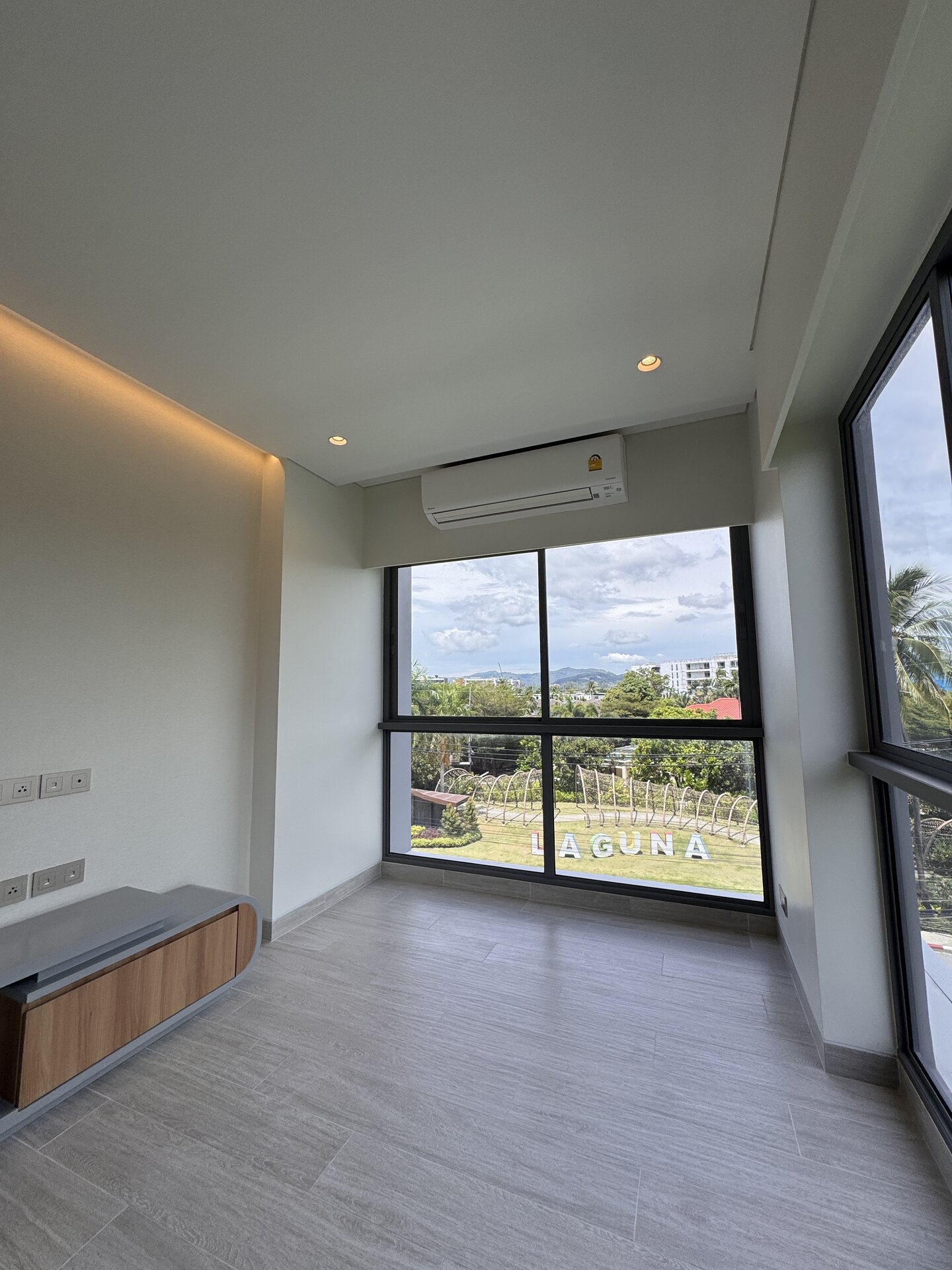 2 bedroom apartment for sale in Laguna Lakeside (ID 510)