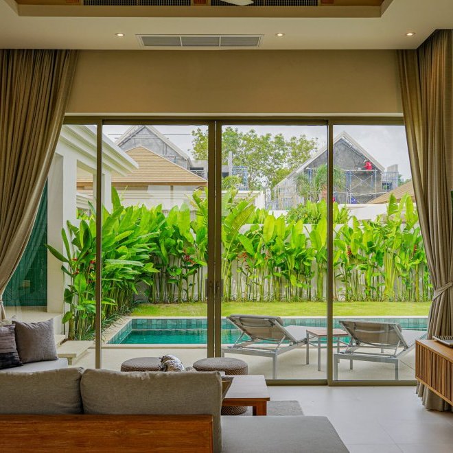 ตรีชาดาอาซัวร์ (ID 688)