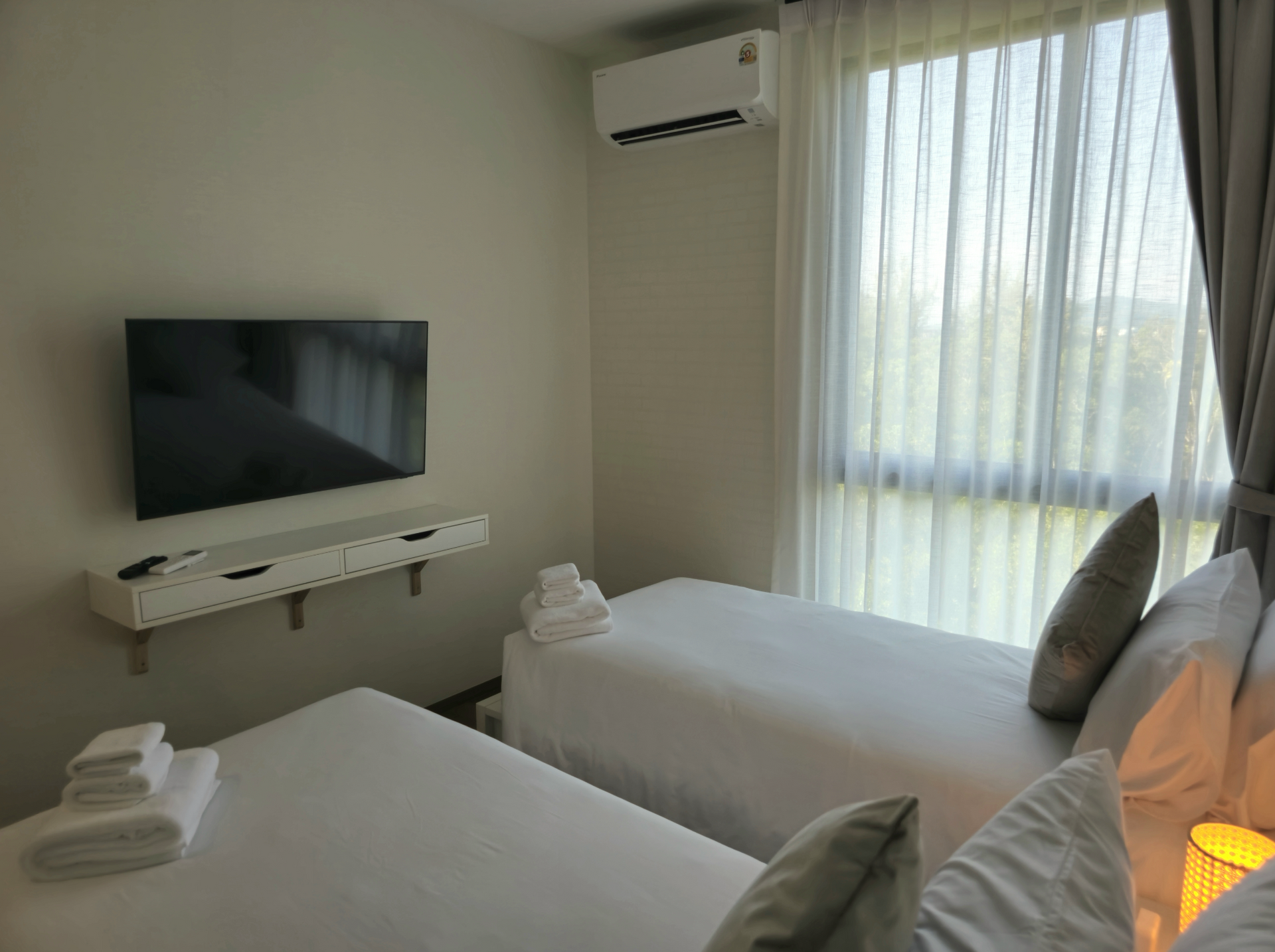 URGENT SALE: 2 bedroom apartment in The Title Halo 1 (ID 132)