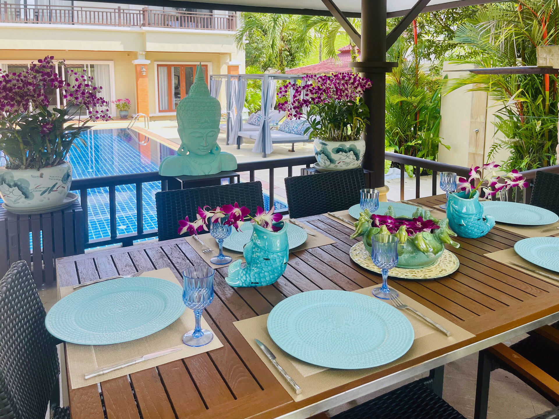 วิลล่าปรับปรุงใหม่ในลากูน่า (ID 623)