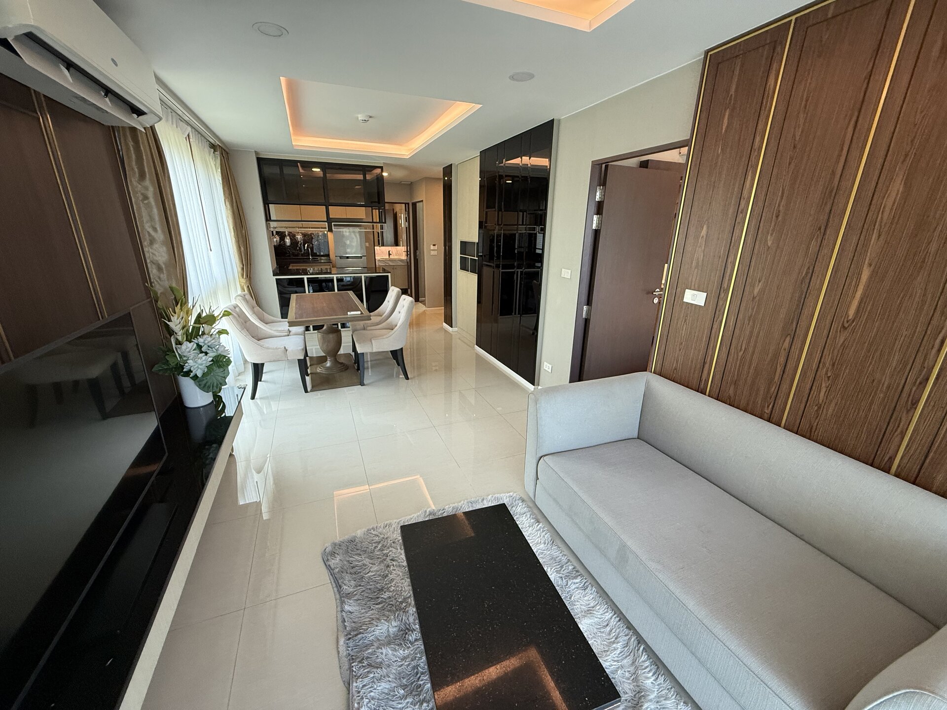 The Mida Panora G208 (ID 603)