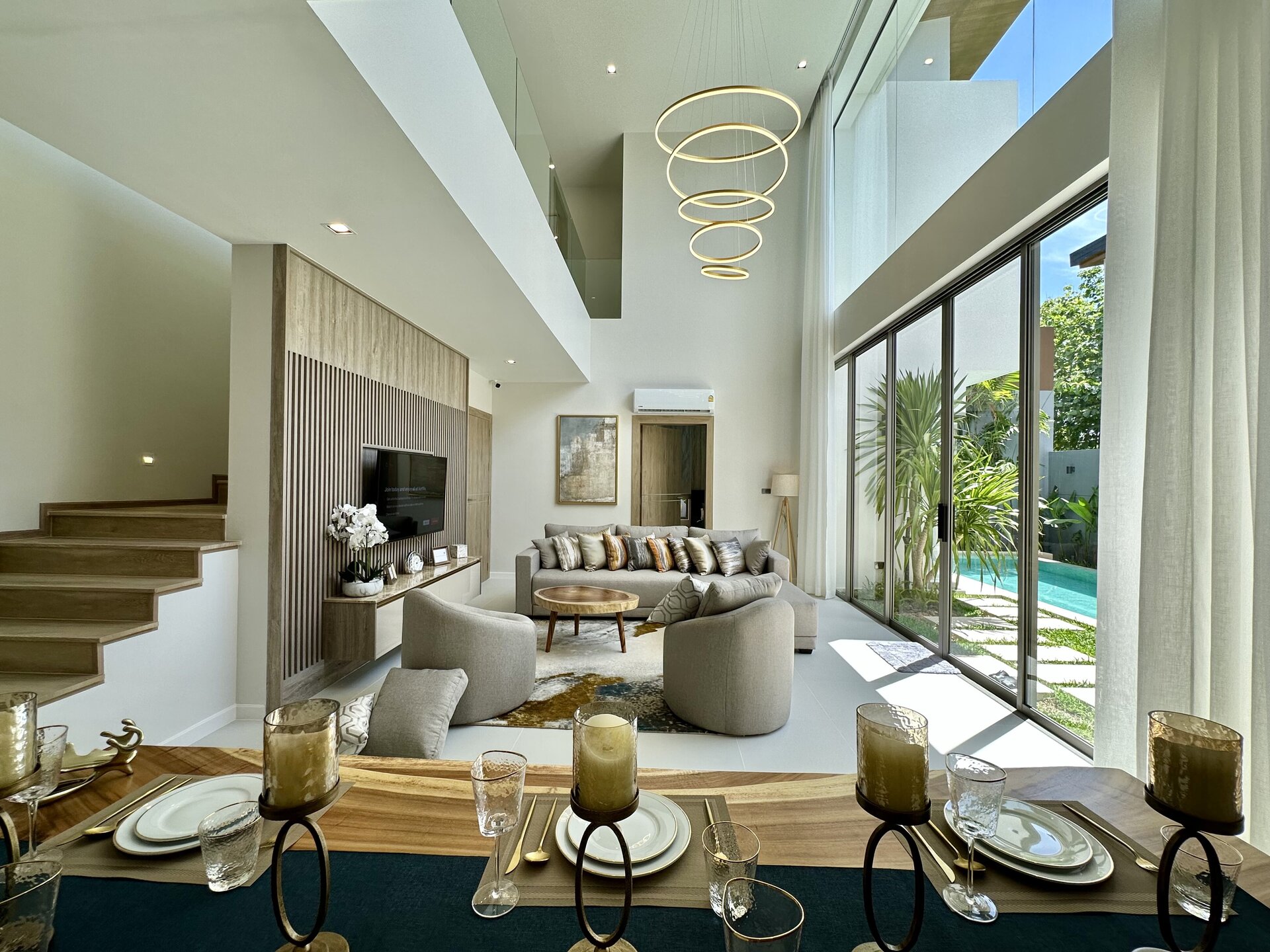 Аренда люксовой 3 спальной виллы в Zenity (ID 281)