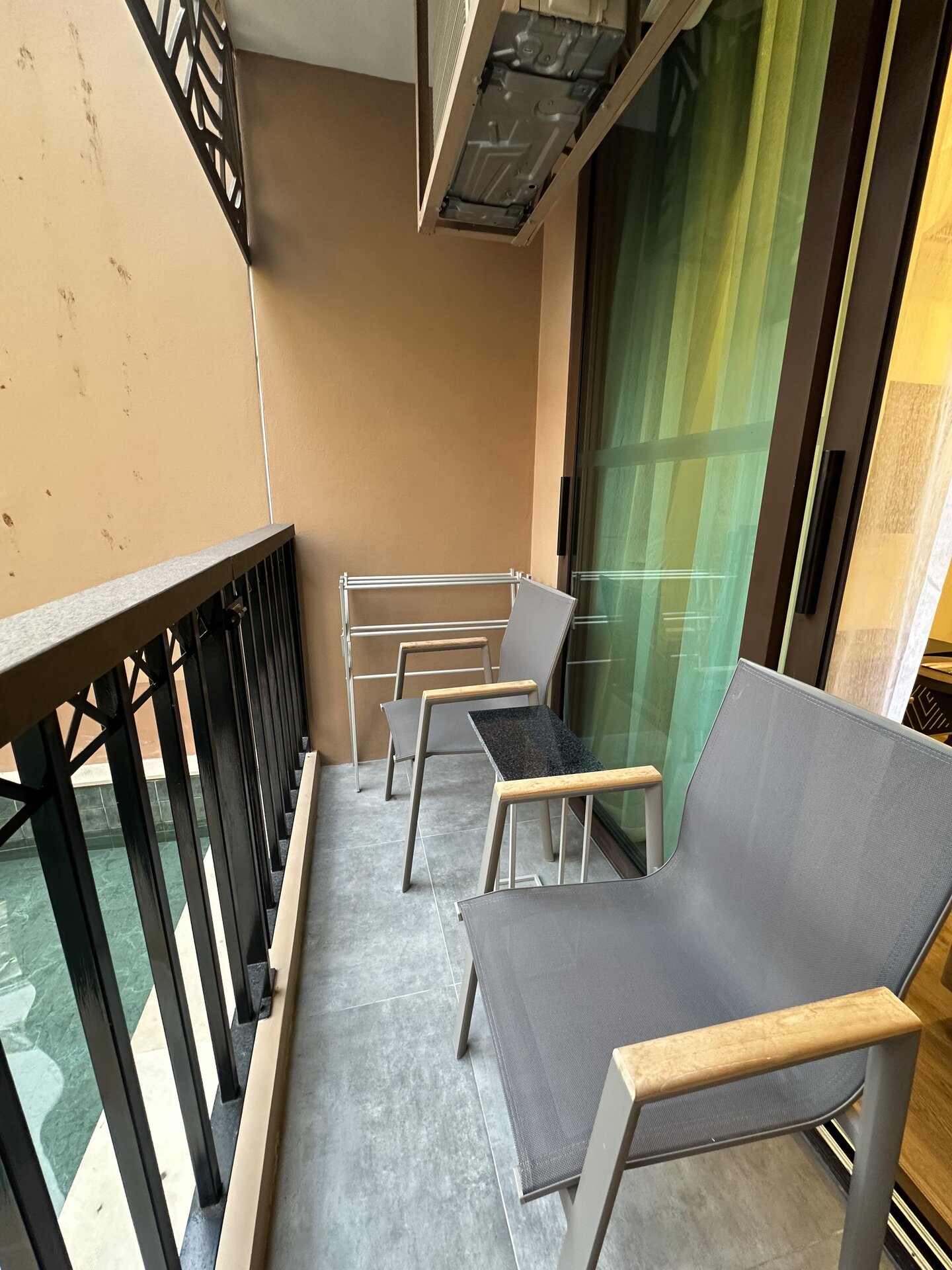 อพาร์ตเมนต์ 1 ห้องนอนเดอะพราวด์หาดกะรนห้อง 213 (ID 182)