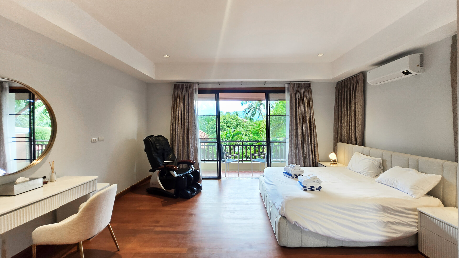 วิลล่าปรับปรุงใหม่ในลากูน่า (ID 623)