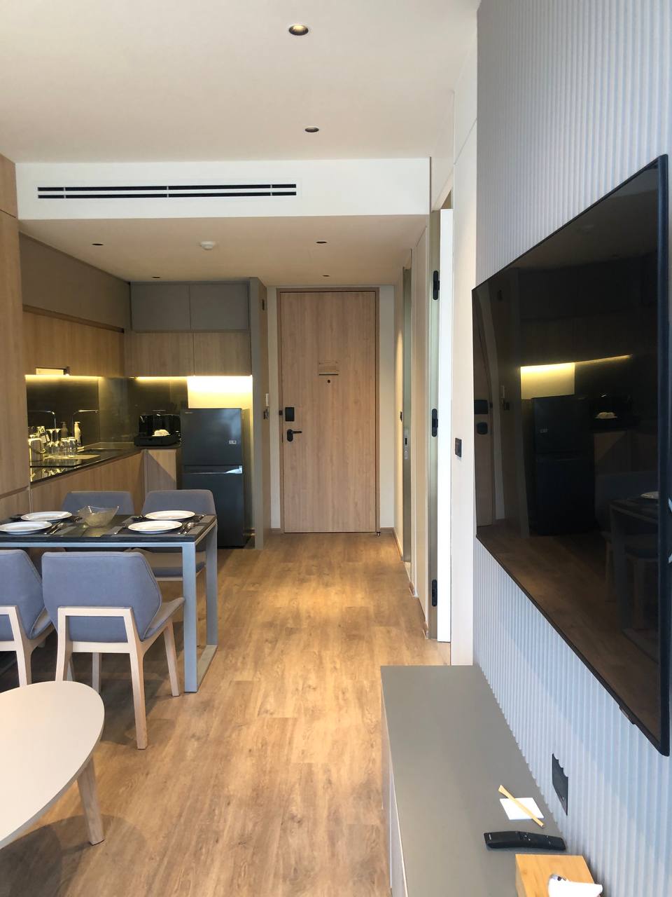 拉扬绿色公园第一期一居室公寓 (ID 144)