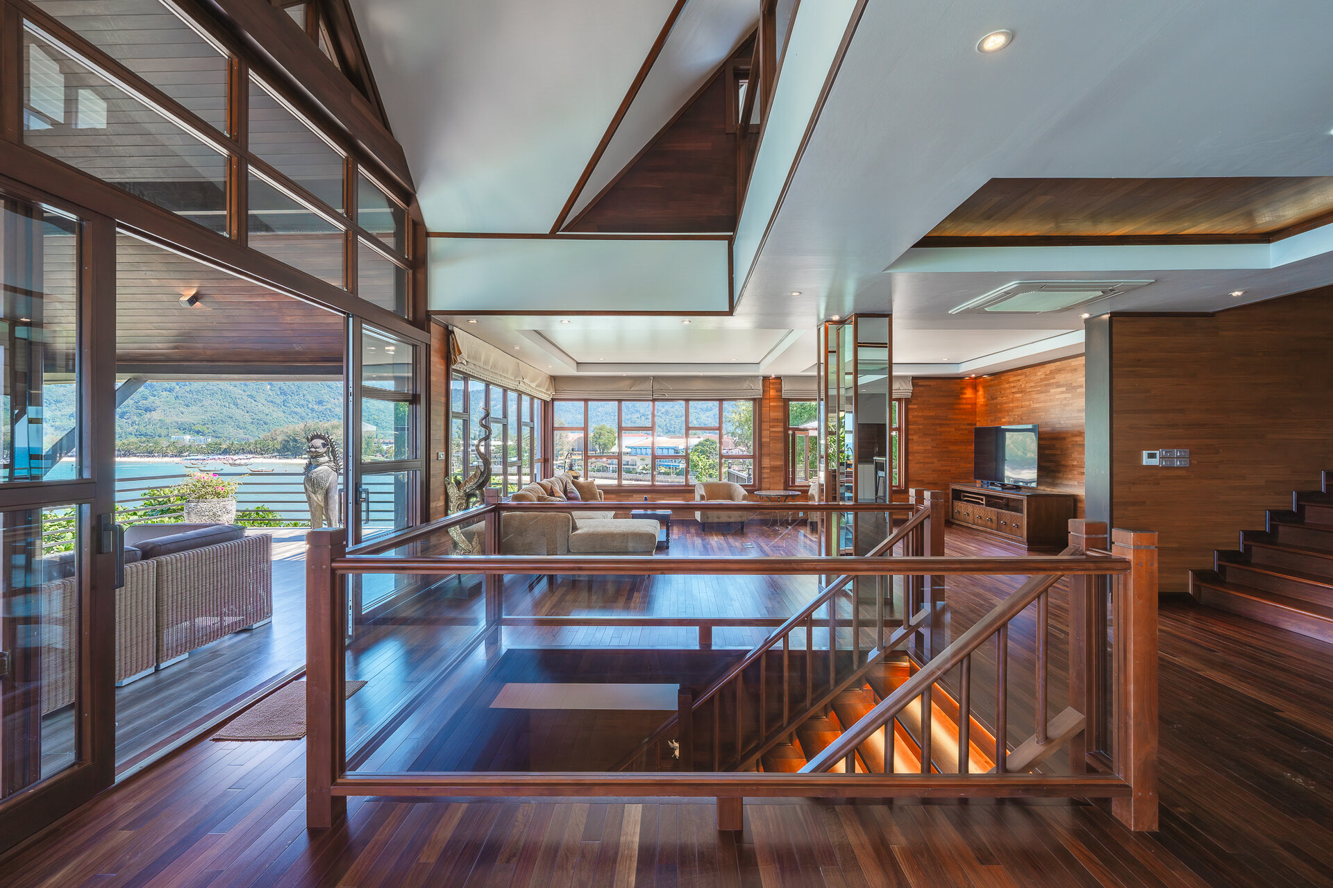 Villa by Kamala beach (ID 625)