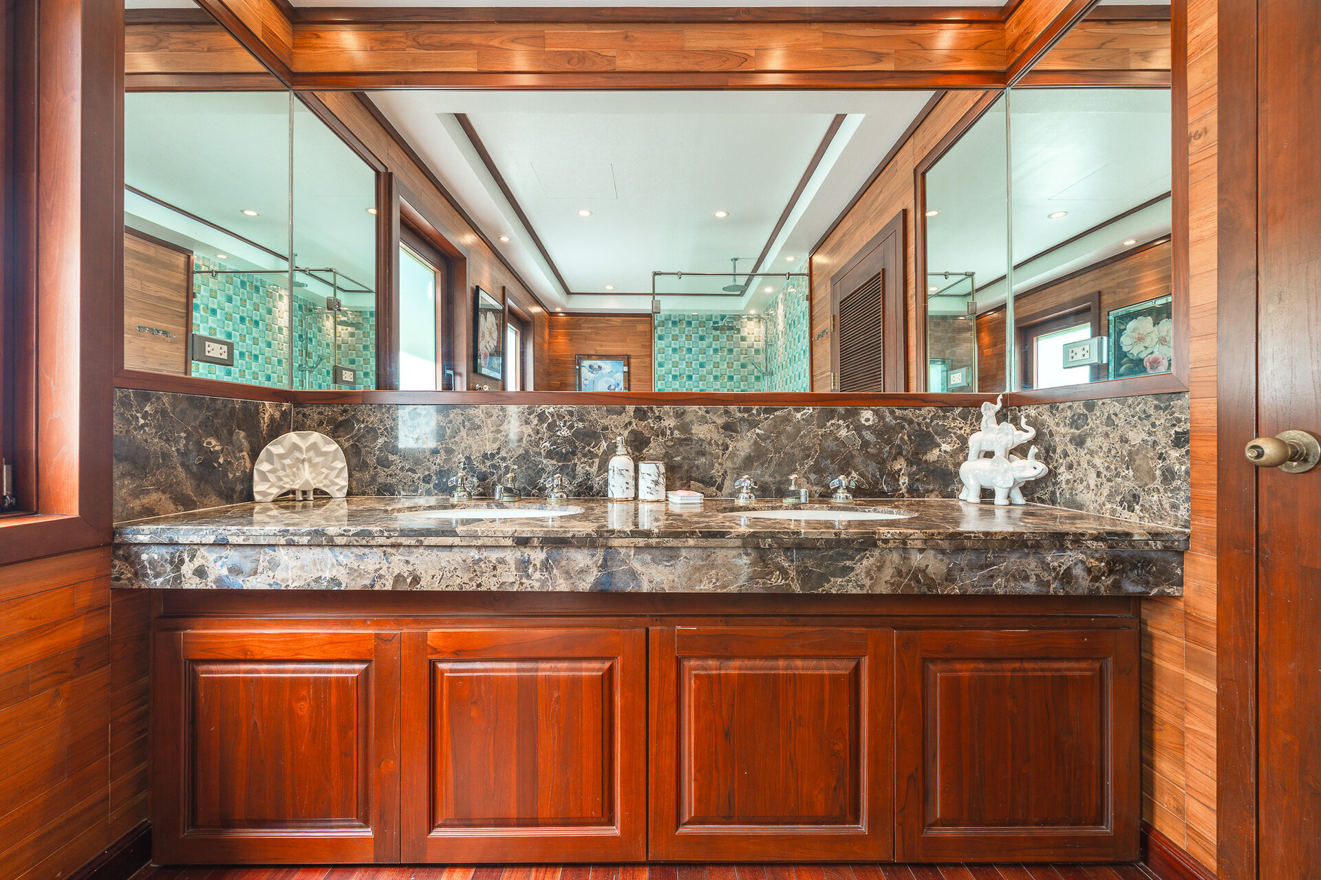 Villa by Kamala beach (ID 625)