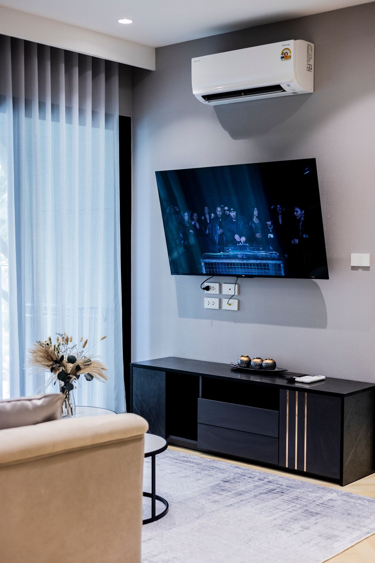 The Title Legendary (ID 558)