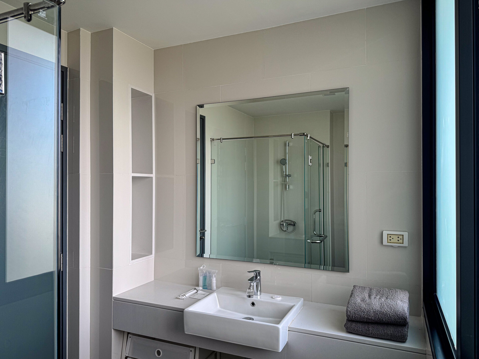 Townhouse for rent in Laguna Park II (ID 537)