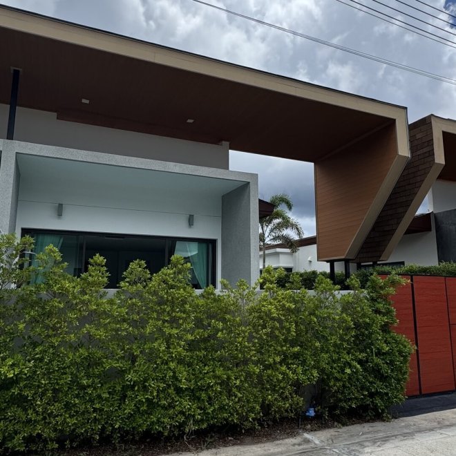 The 8 pool villa (ID 598)