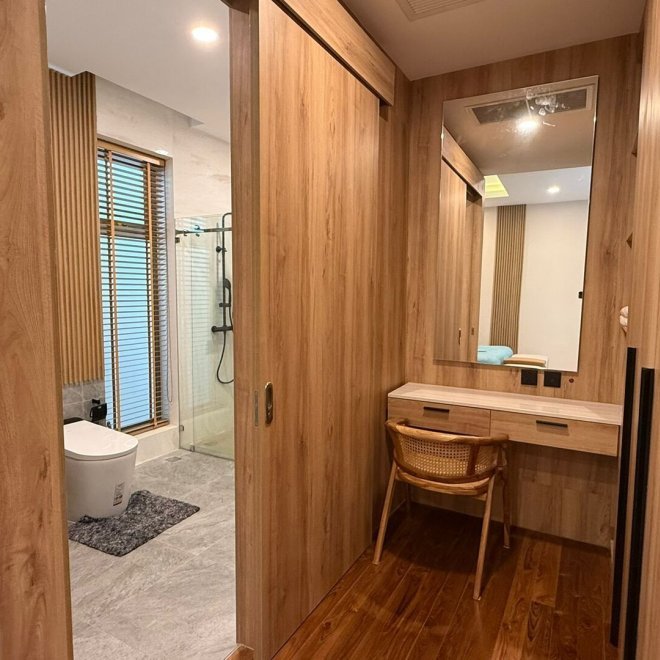 เลคฟร้อนท์วิลล่าบ้านมานิค-5 ห้องนอน (ID 155)