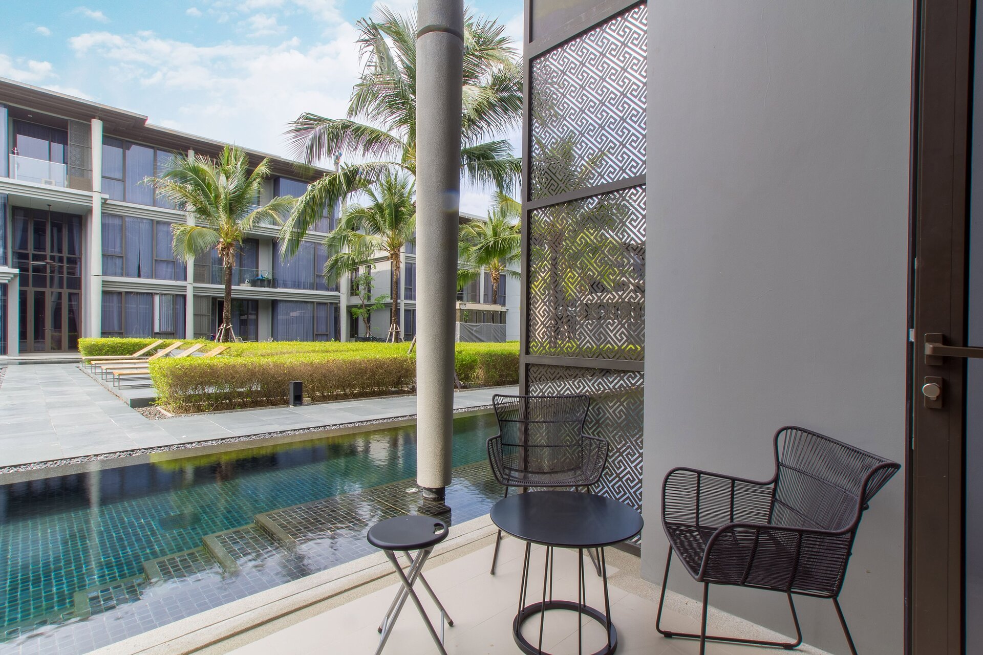 บ้านไม้ขาว-2 ห้องนอน,129 ม.2,บรรทัดแรก (ID 133)