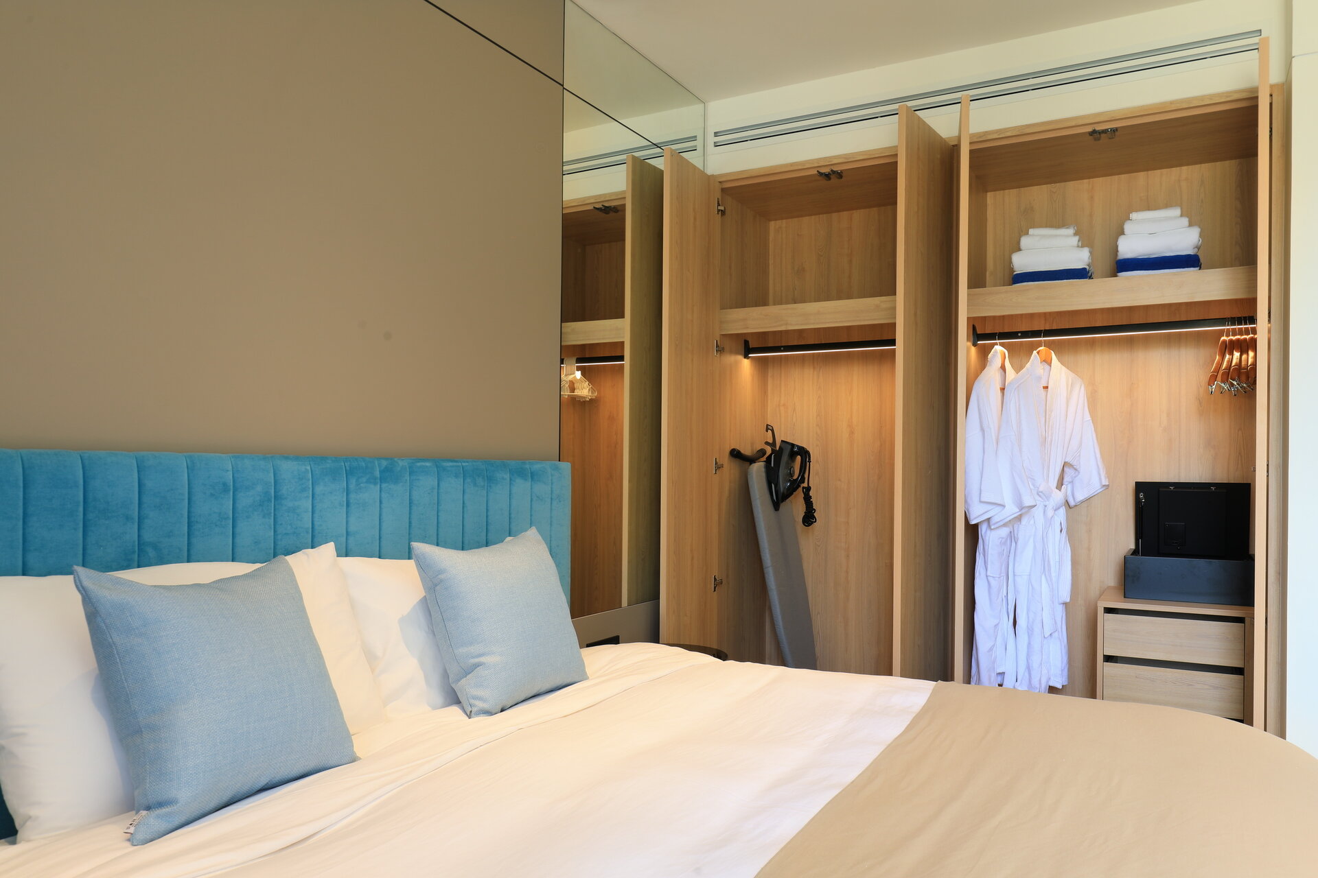 拉扬绿色公园一卧室公寓 (ID 54)