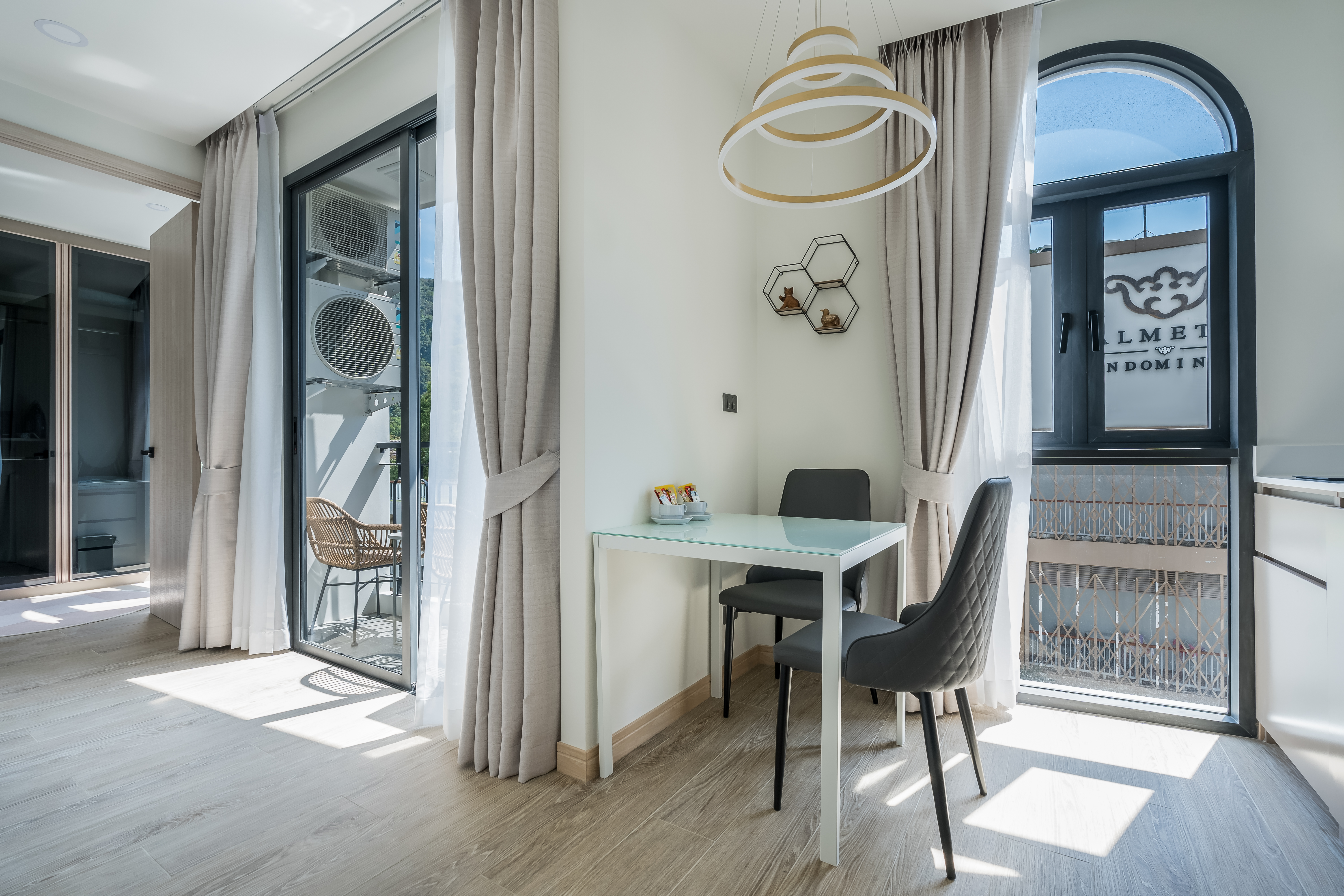 Продается 1-спальная квартира в Palmetto Park Hotel & Residence (ID 399)