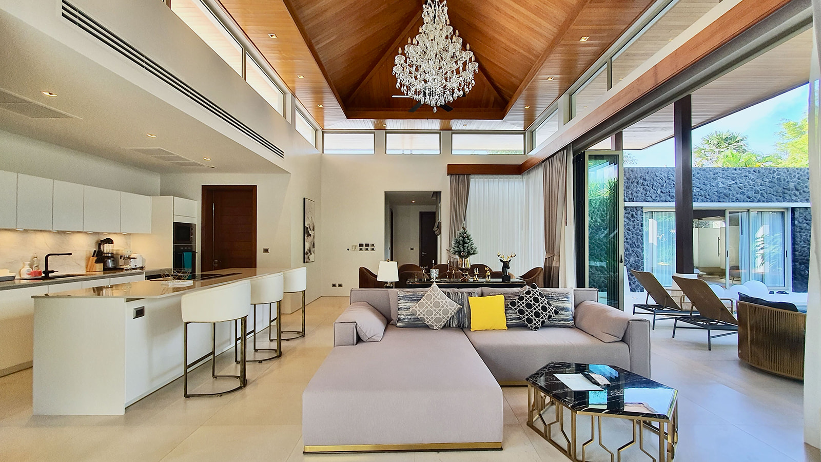 Аренда 4 спальной виллы Botanica (ID 282)