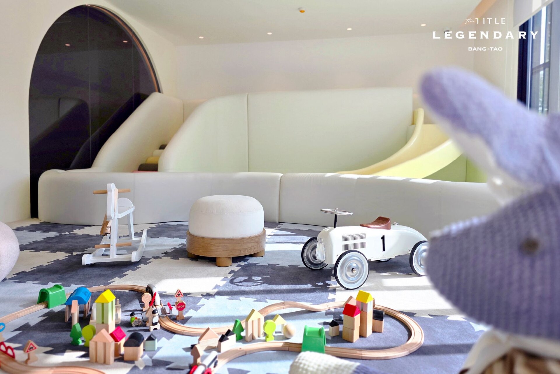 The Title Legendary (ID 306)