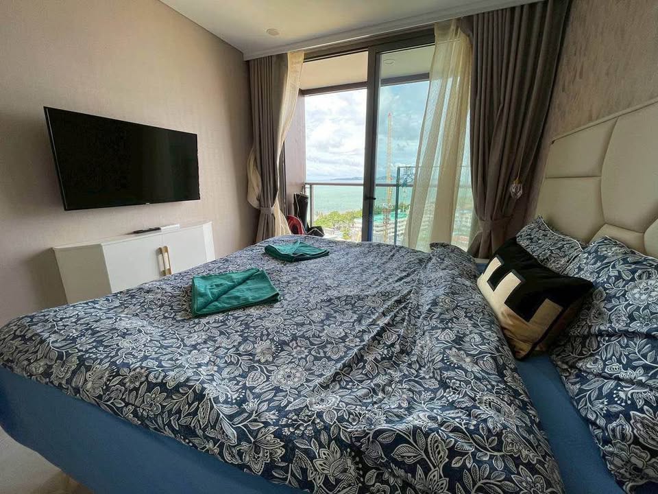 Copacabana Condo (ID 677)