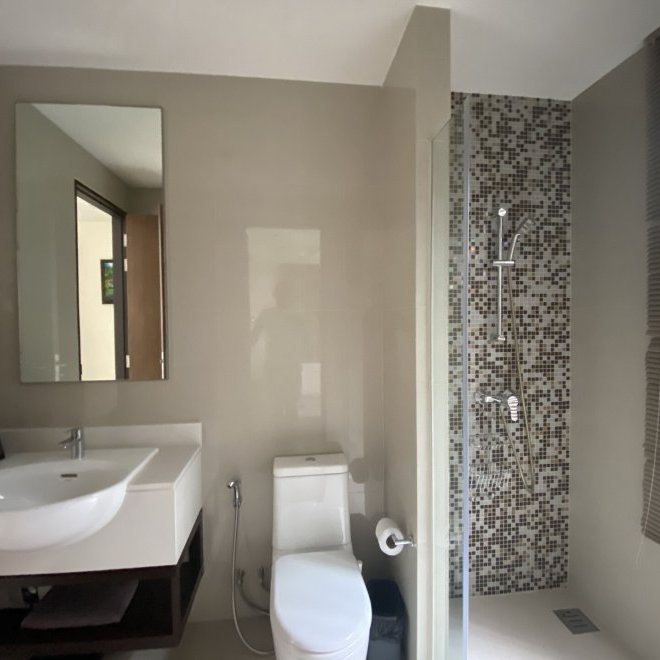 4 bedroom townhouse with swimming pool in Laguna Park (ID 49)