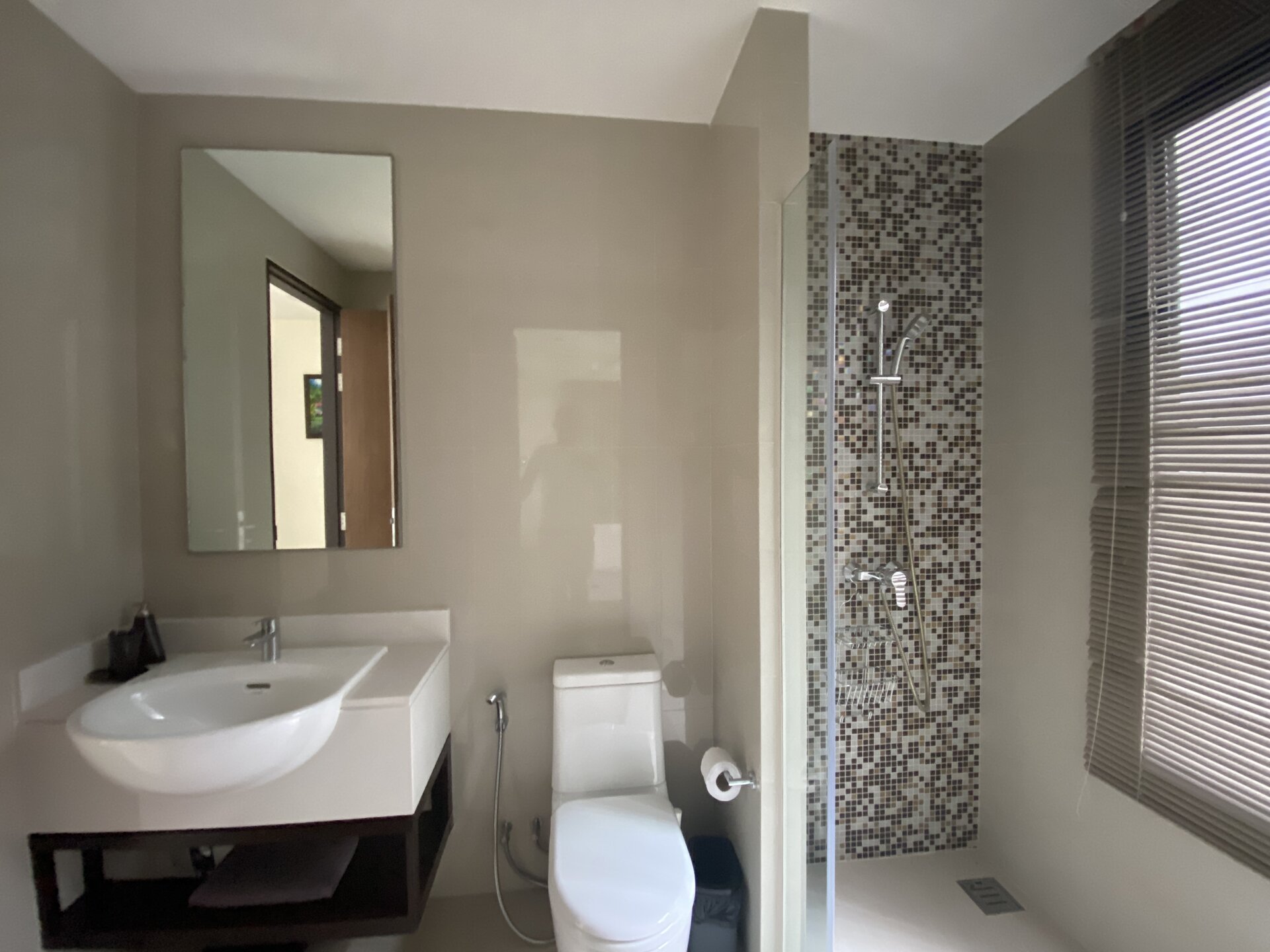 4 bedroom townhouse with swimming pool in Laguna Park (ID 49)