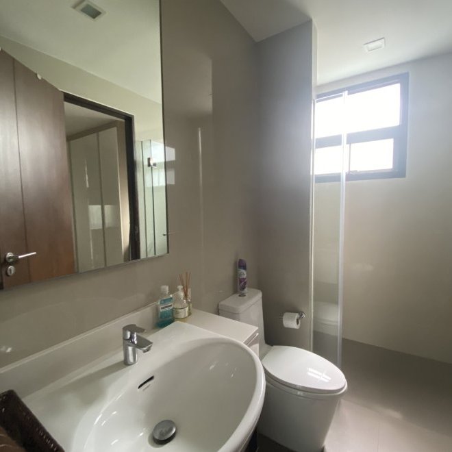 4 bedroom townhouse with swimming pool in Laguna Park (ID 49)